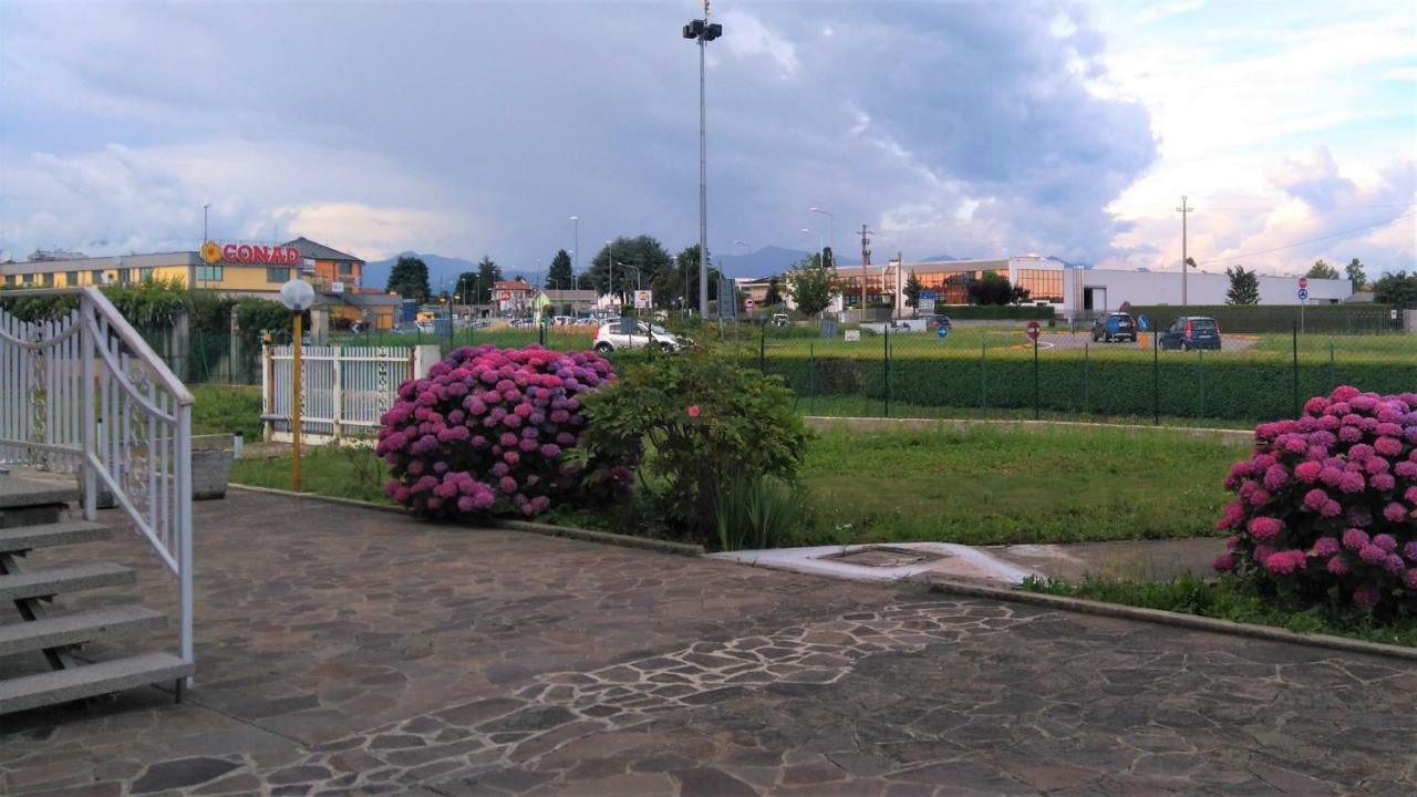 Villa Giulia Bonate Sotto Εξωτερικό φωτογραφία
